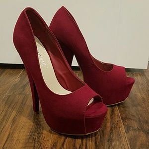 Brand New Burgundy Peep Toe Pumps 6